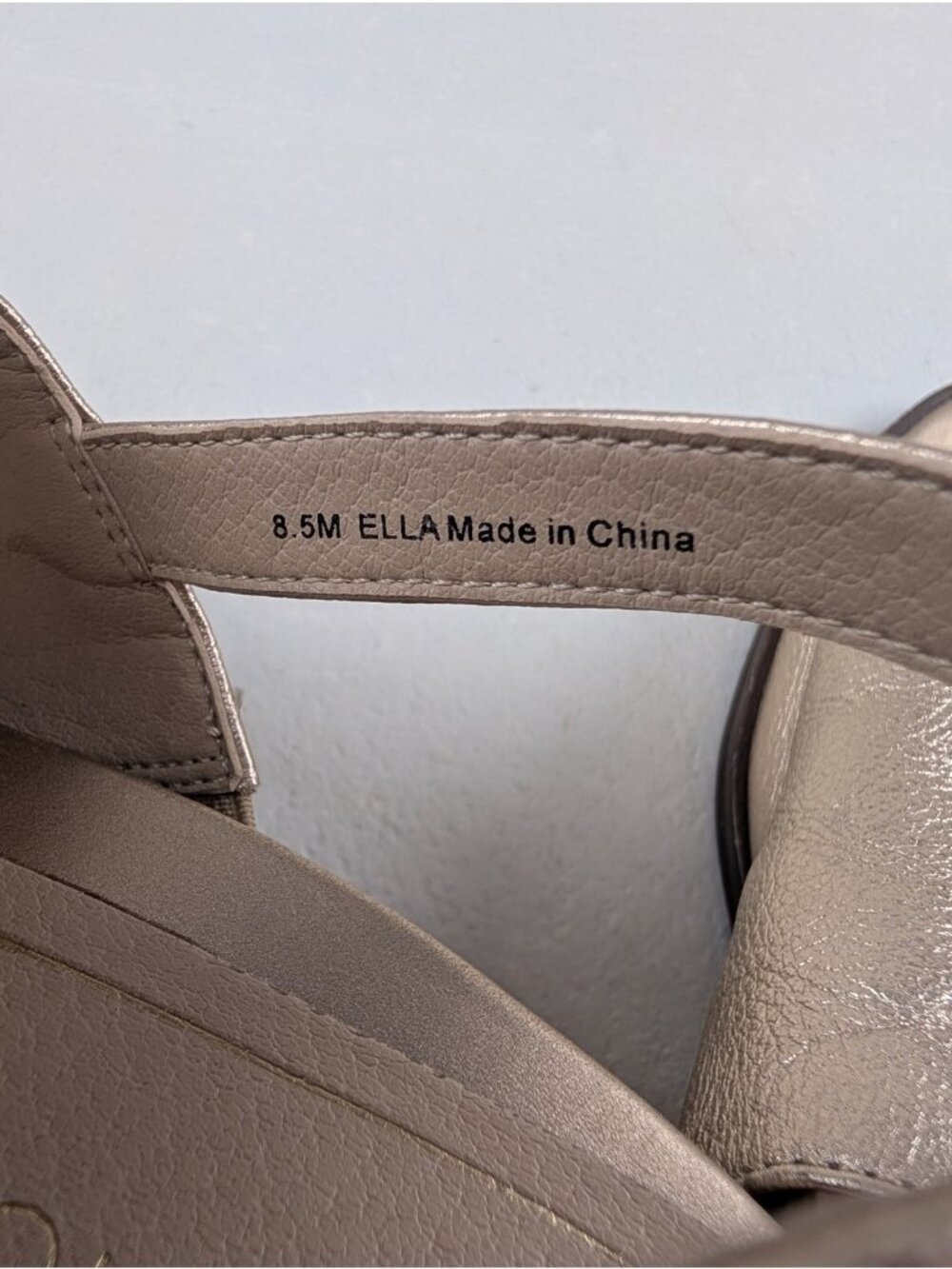 Vionic Ella Slingback Toe Loop Sandal Women 8.5 Gold Metallic Leather Adjustable - Picture 11 of 12